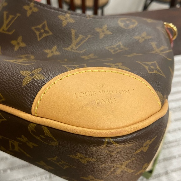 Louis Vuitton Boulogne - Picture 12 of 15